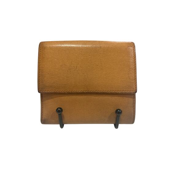 Gucci Bilfold Tan Leather Wallet - Picture 2 of 10